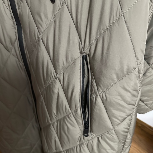 NWOT ZARA LADIES L OVERSIZED LONG PUFFER COAT WITH HOOD IN SOFT KHAKI - Picture 5 of 11